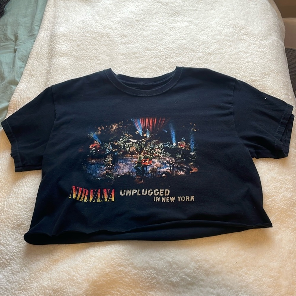Cropped nirvana tee